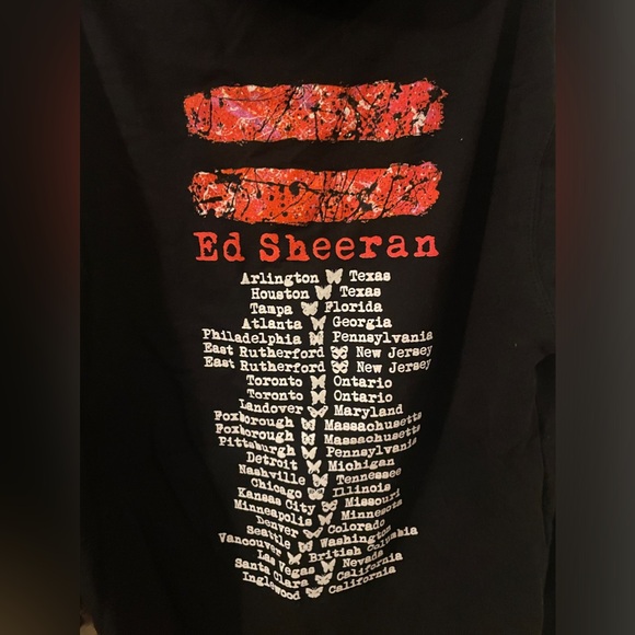 Ed Sheeran Equals Hoodie from the 2023 US The Mathematics Tour - Picture 8 of 13
